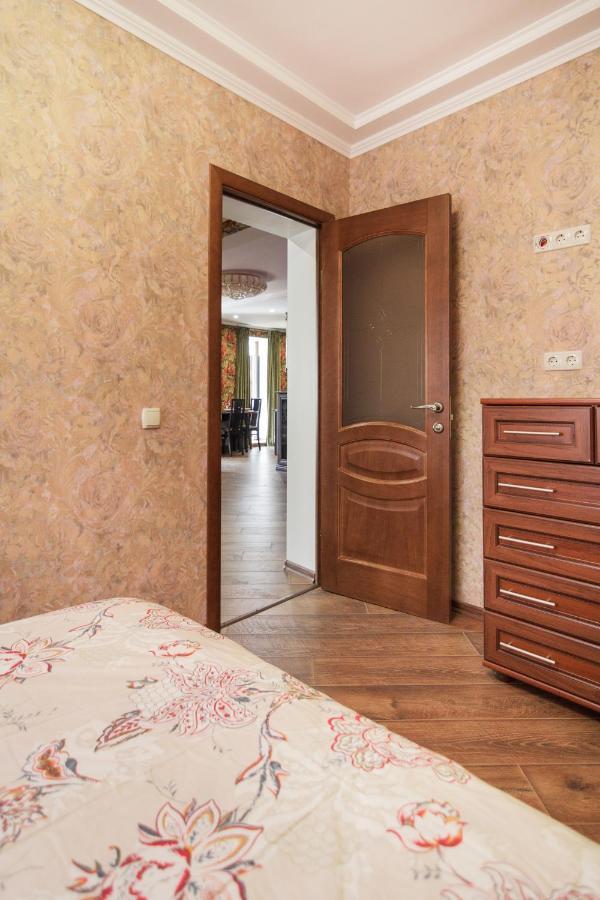Deribasovskay Street Apartments Odessa Exterior foto